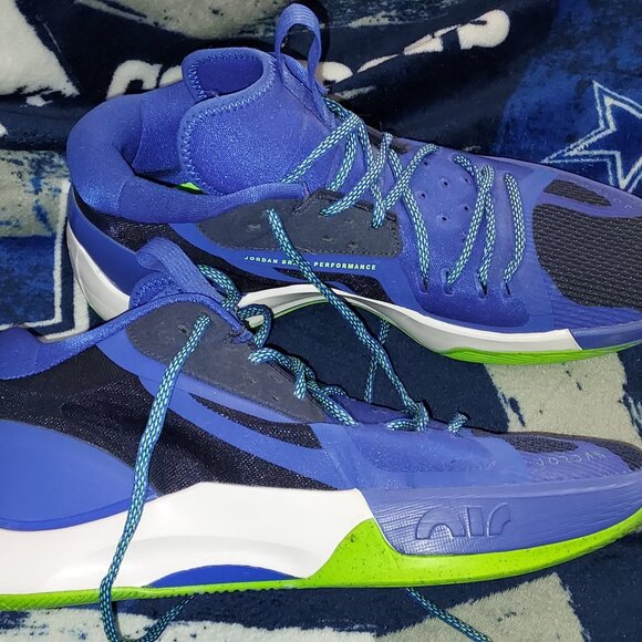 Mens Size 11 Jordan's - Picture 5 of 5